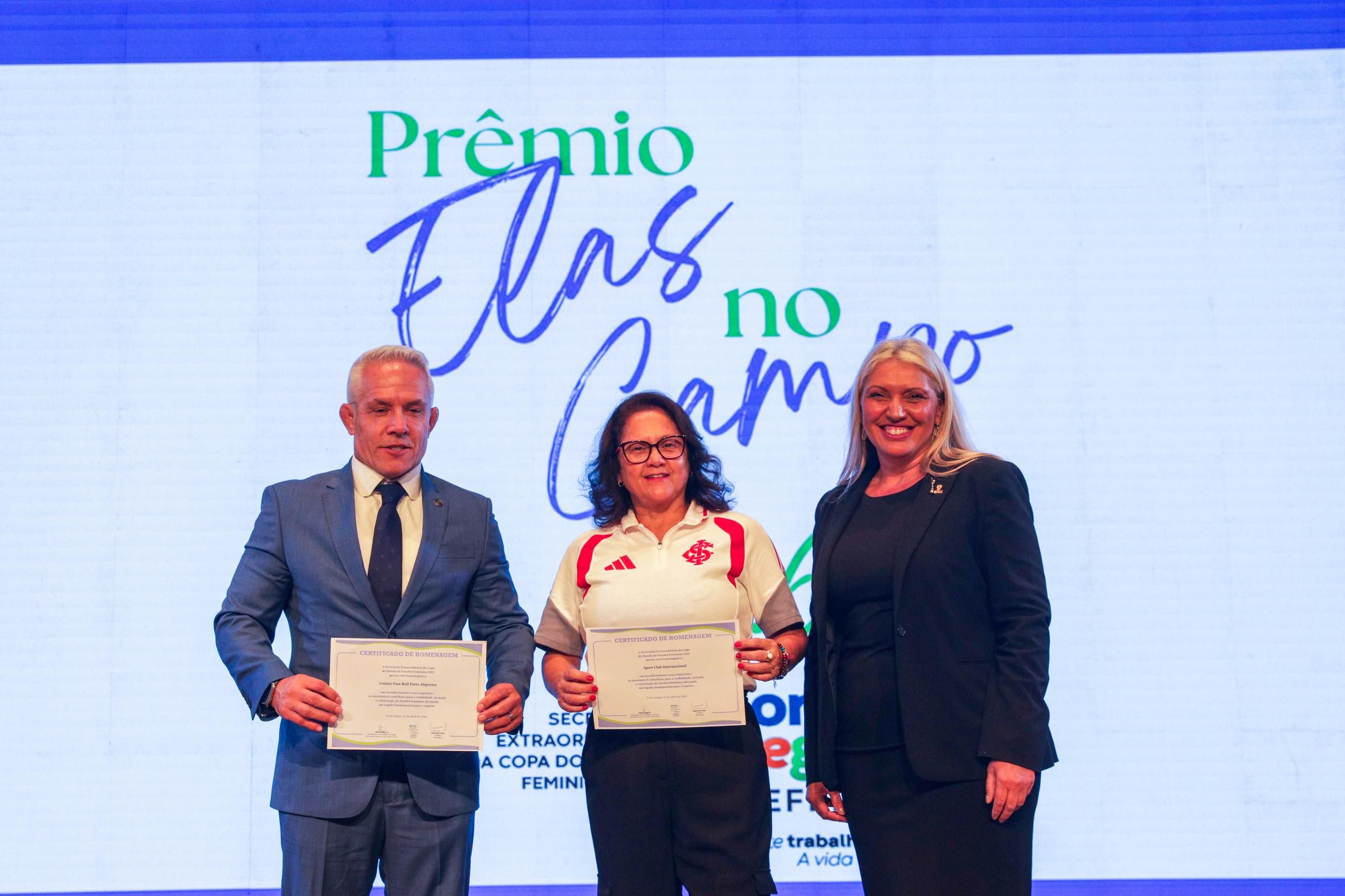 Reconhecimento ao futebol feminino