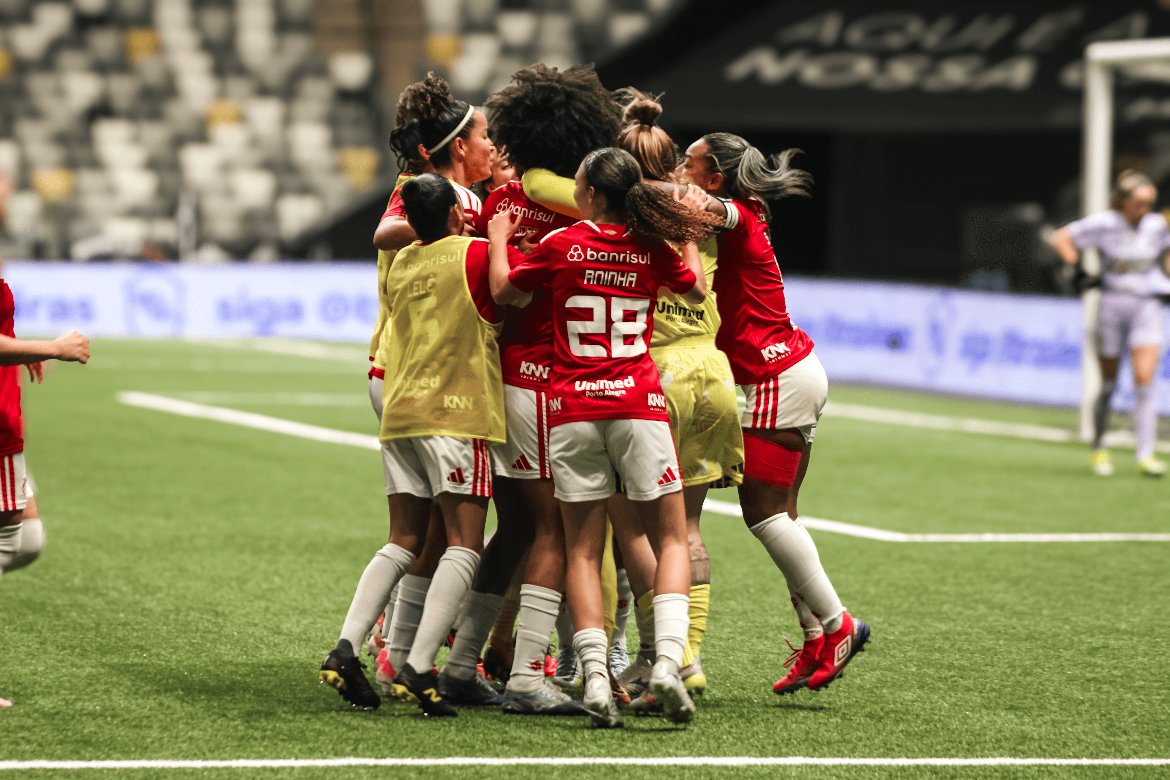 Gurias vencem o Atlético-MG nos pênaltis e avançam na Copa do Brasil