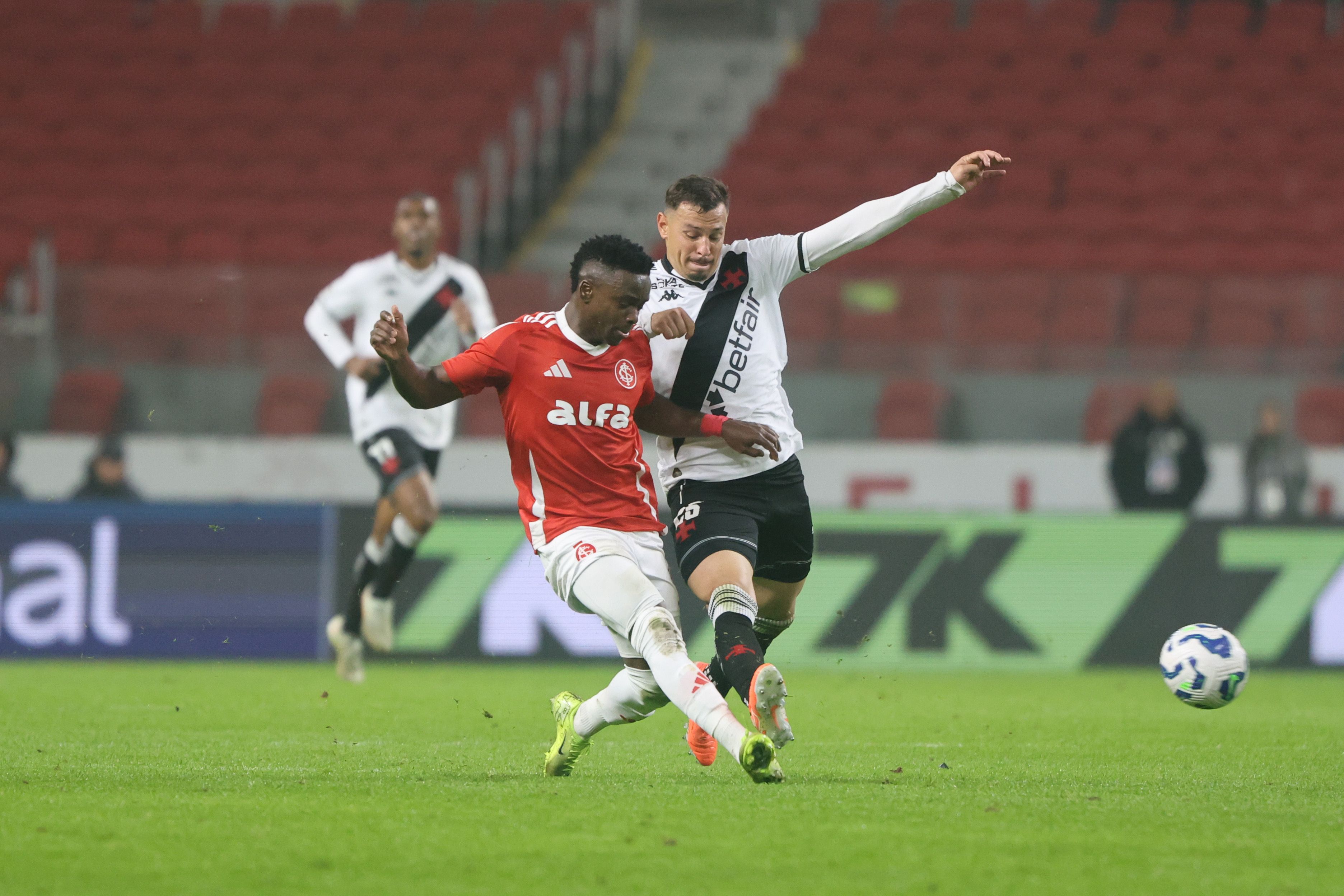 Raio-X: Inter enfrenta o Vasco em São Januário