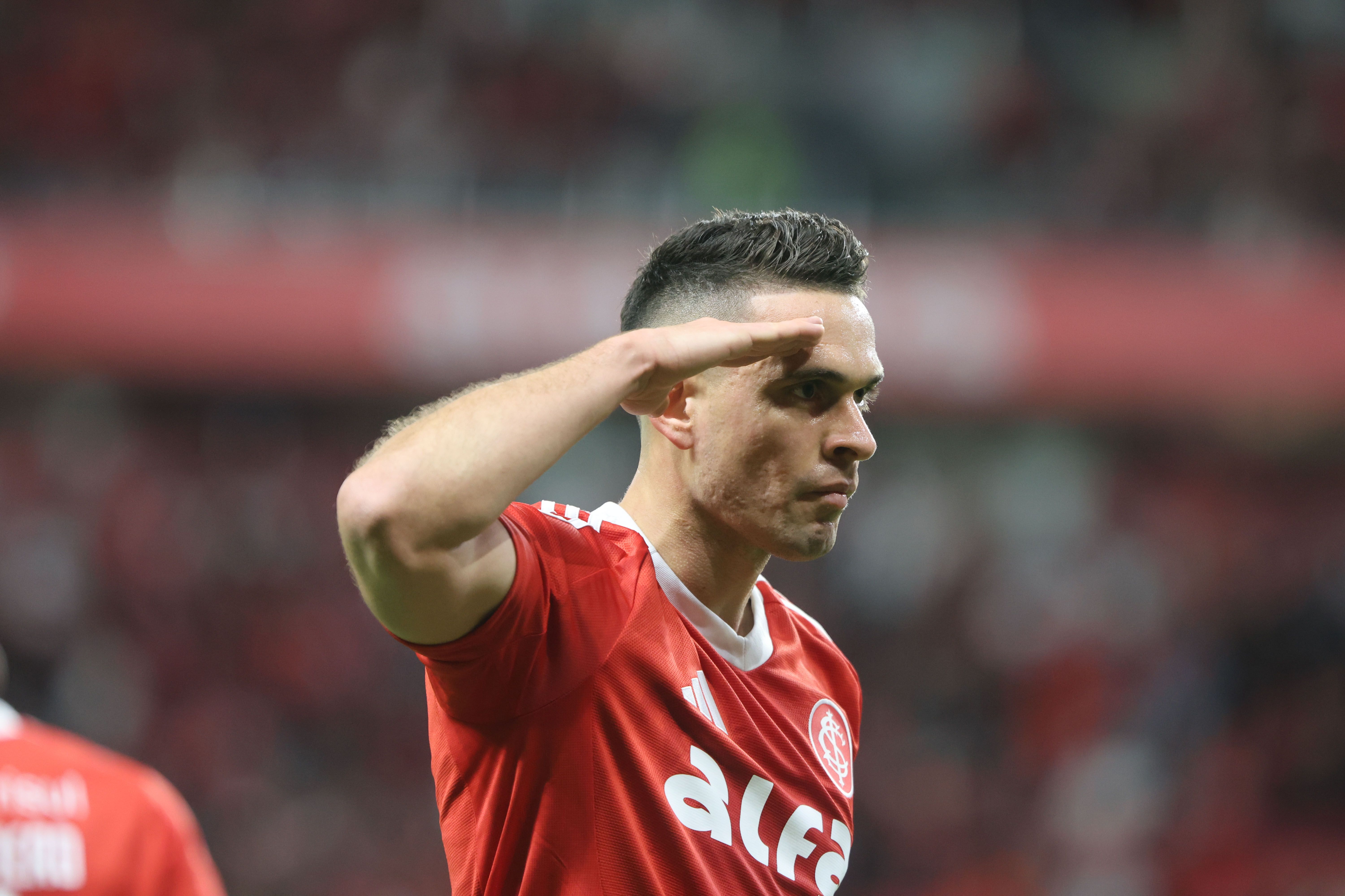 Galeria de fotos da vitória de 2 a 0 do Clube do Povo sobre o Sport