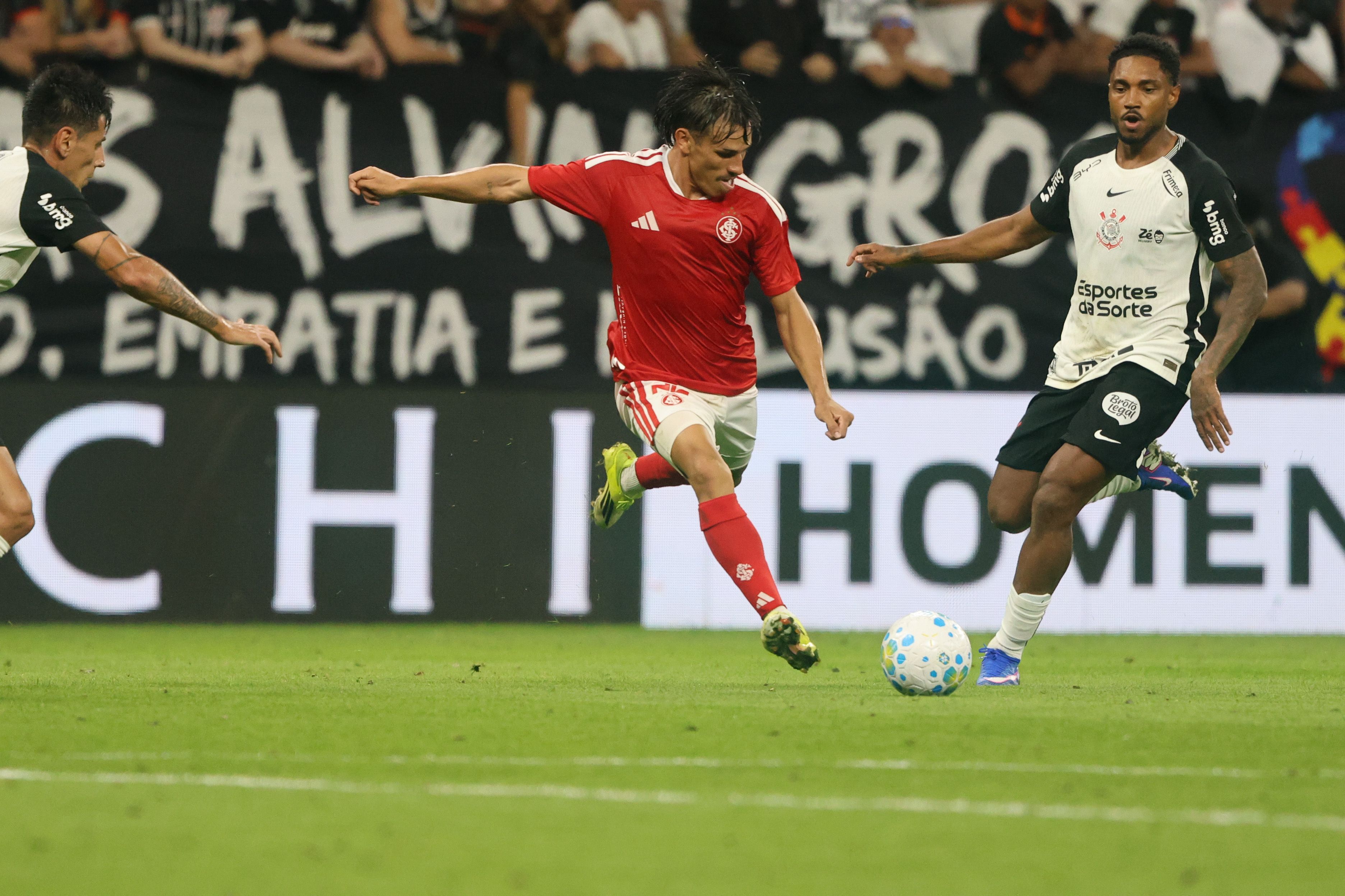 Raio-X: Inter enfrenta o Corinthians no duelo de ida das oitavas de final da Copa do Brasil