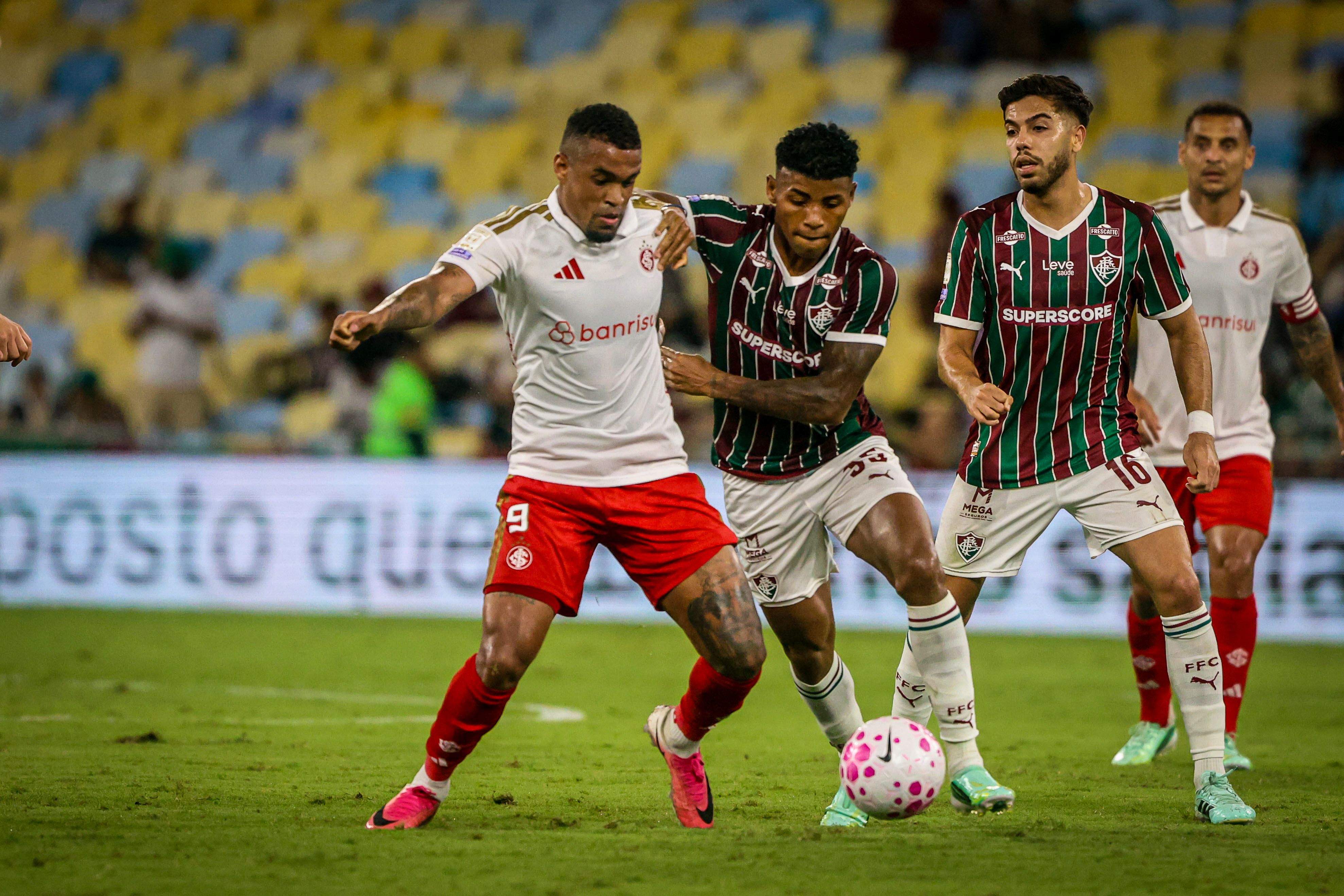 De virada, Inter é superado pelo Fluminense