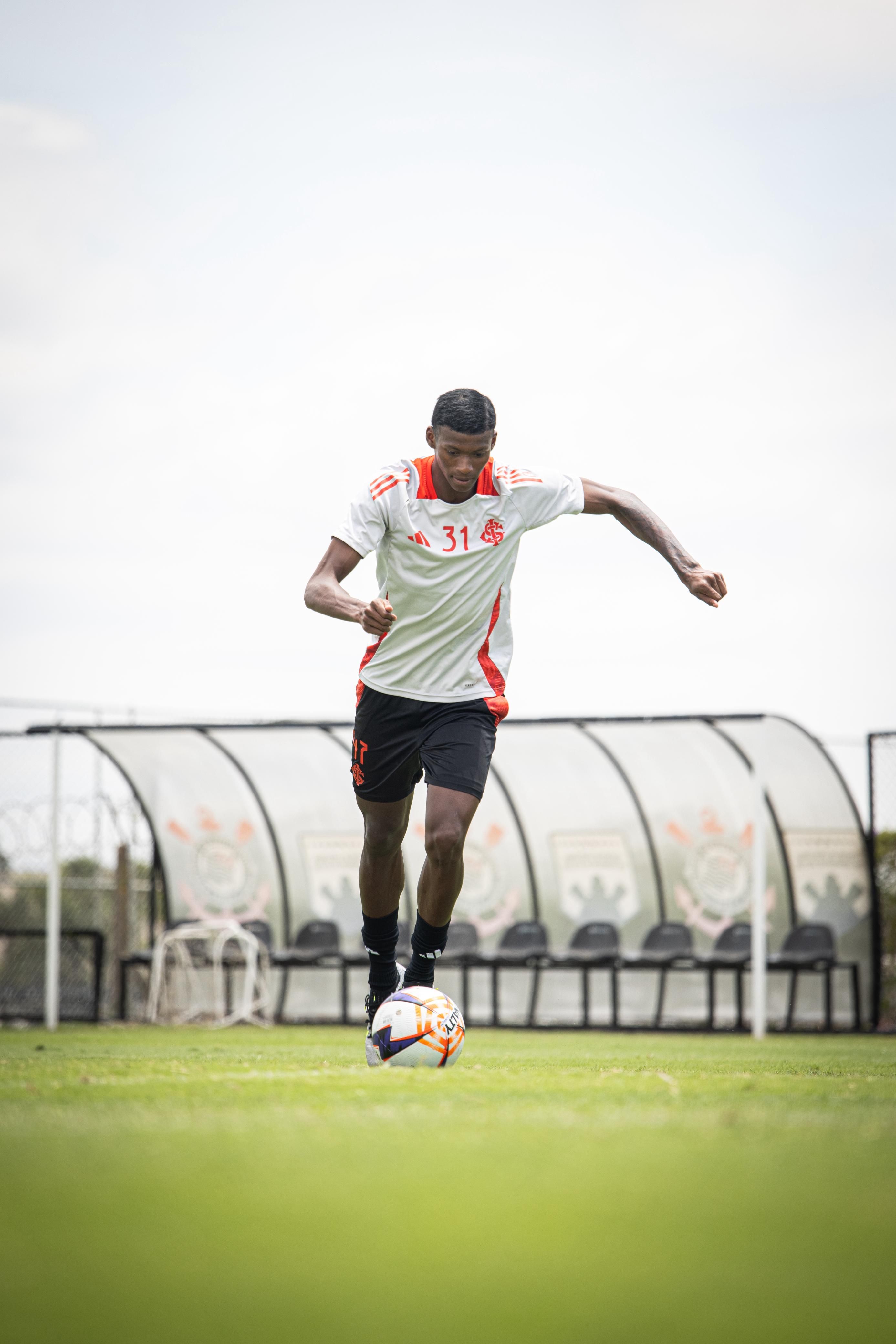 Celeiro de Ases finaliza preparação para segunda rodada da Copinha
