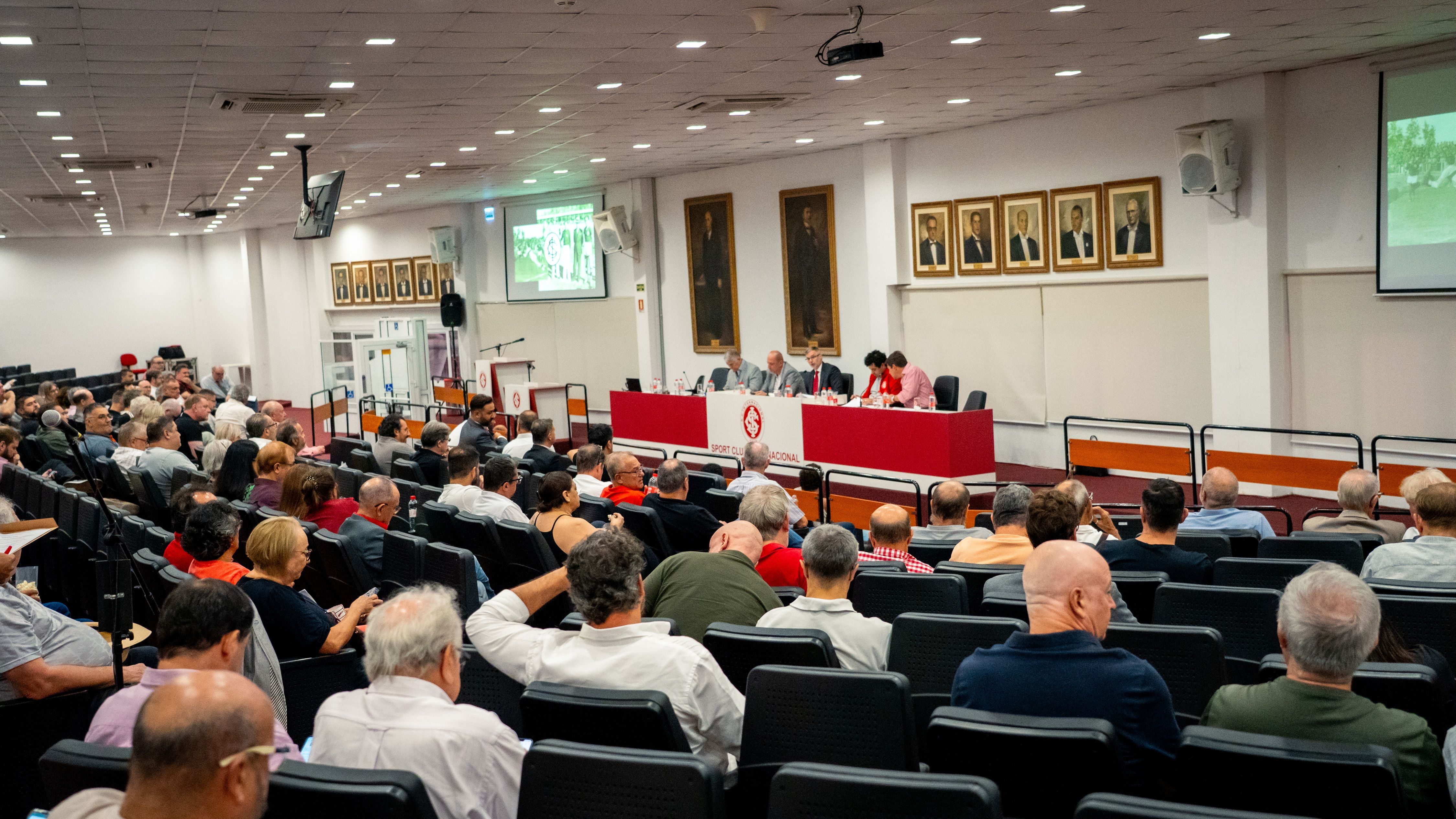 Homenagem para Abel Braga, aprovação da recomposição das mensalidades e mais: Conselho Deliberativo se reúne pela primeira vez em 2026