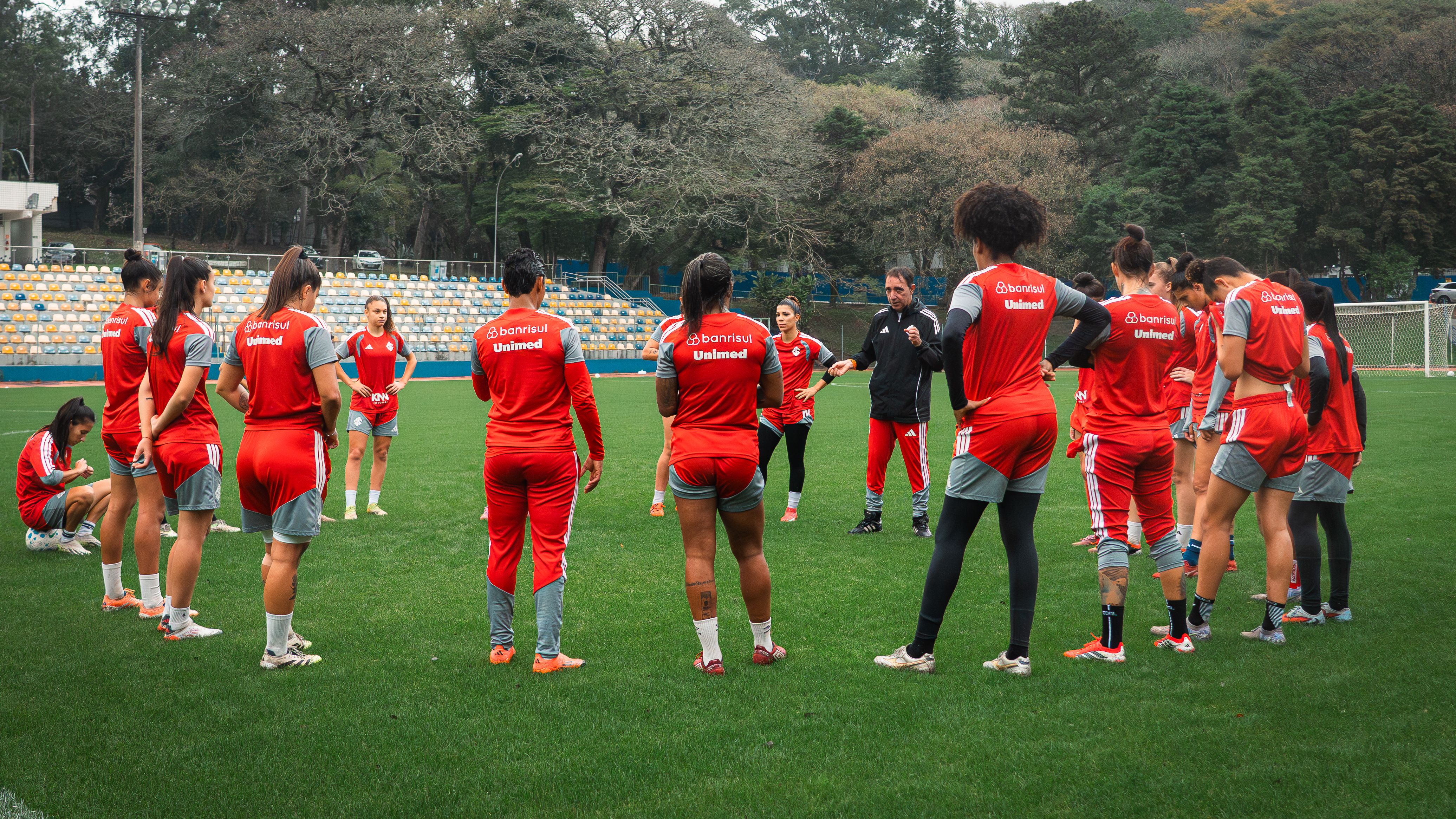 Gurias Coloradas intensificam preparação para enfrentar o Vitória