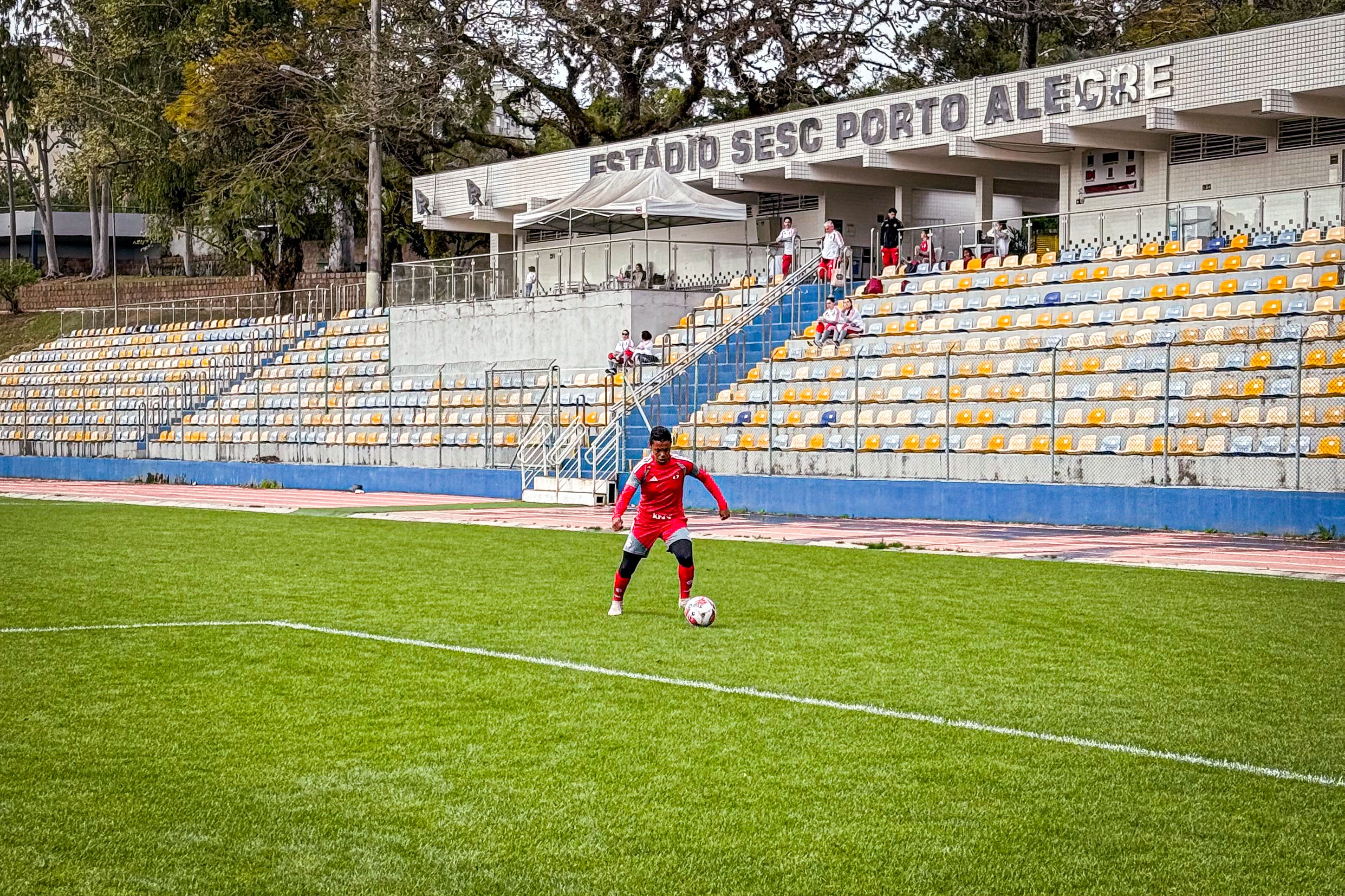 Gurias Coloradas encerram semana de treinamentos
