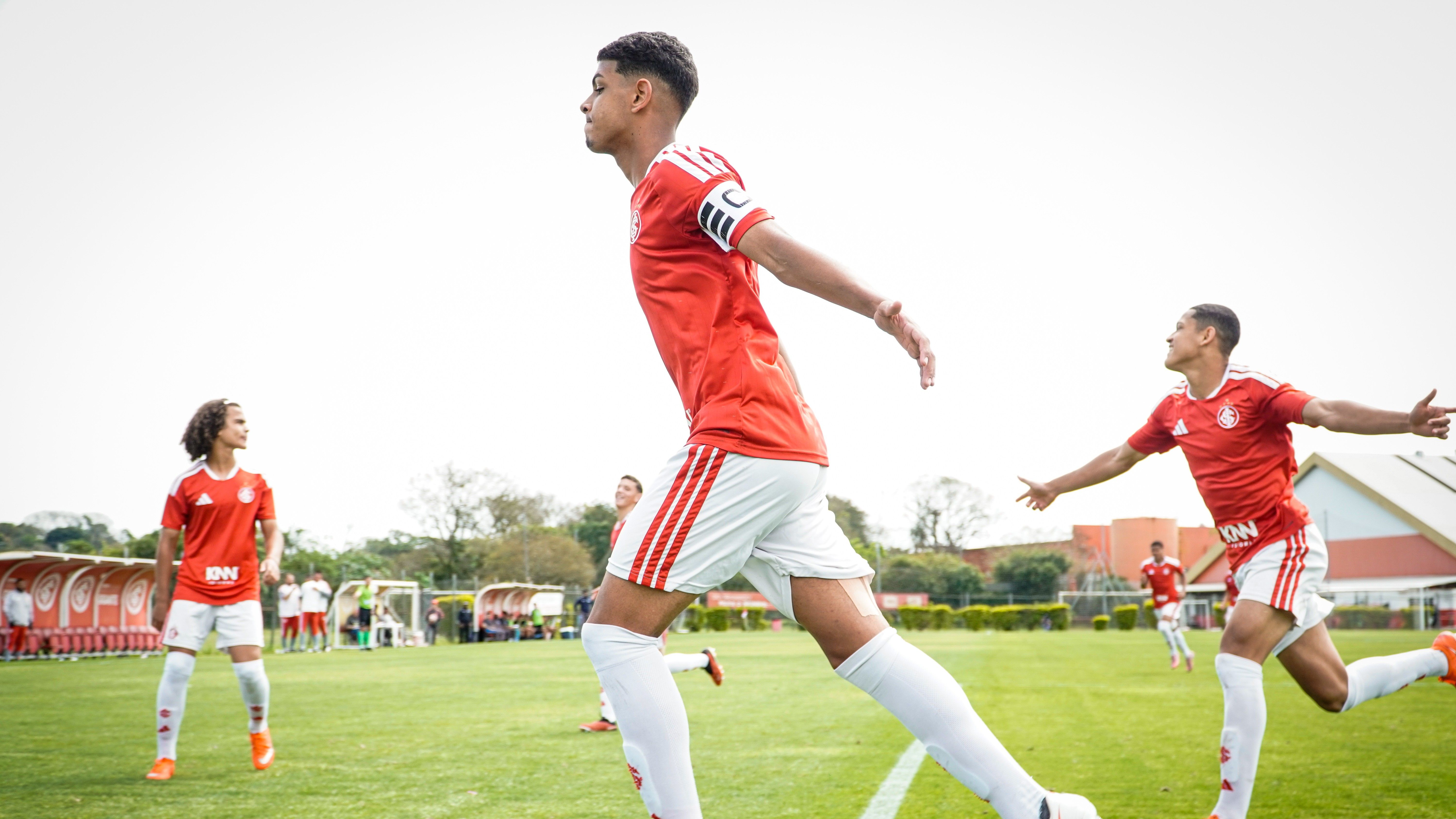 Celeiro vence Gre-Nal pela Copa Sul Sub-15
