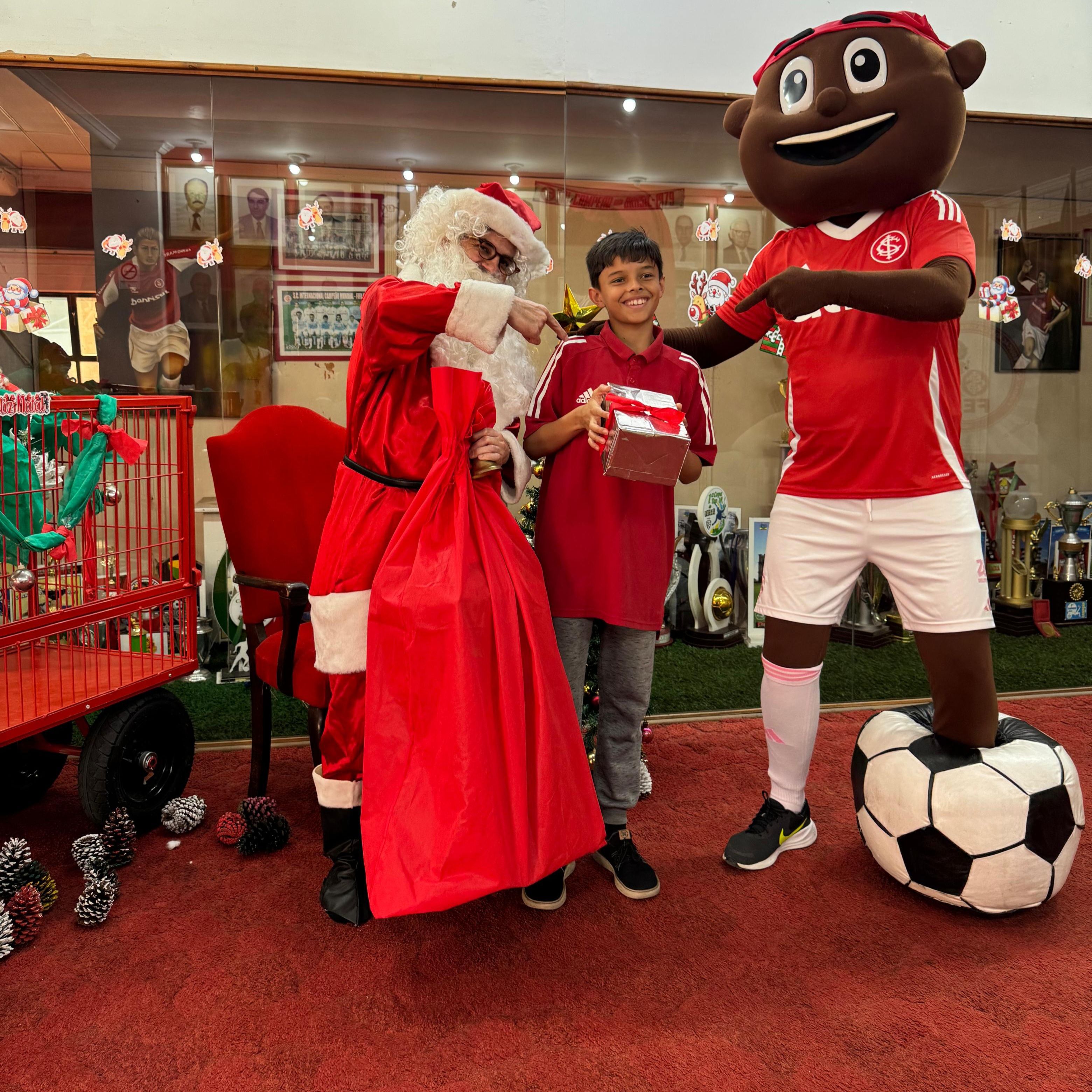 FECI lança campanha de Natal para a adoção de cartinhas ao Papai Noel