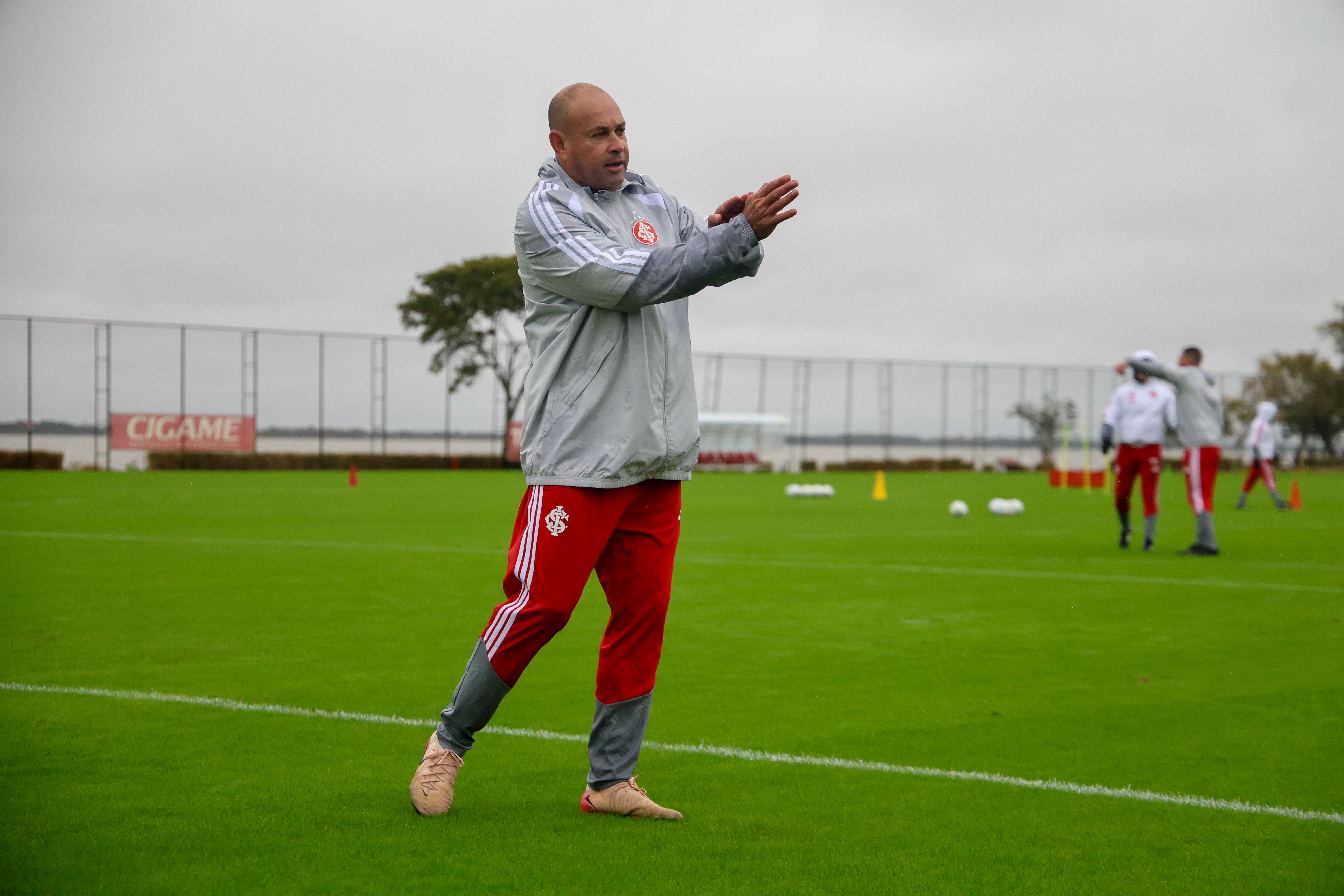 Internacional anuncia chegadas para a comissão técnica e área de performance
