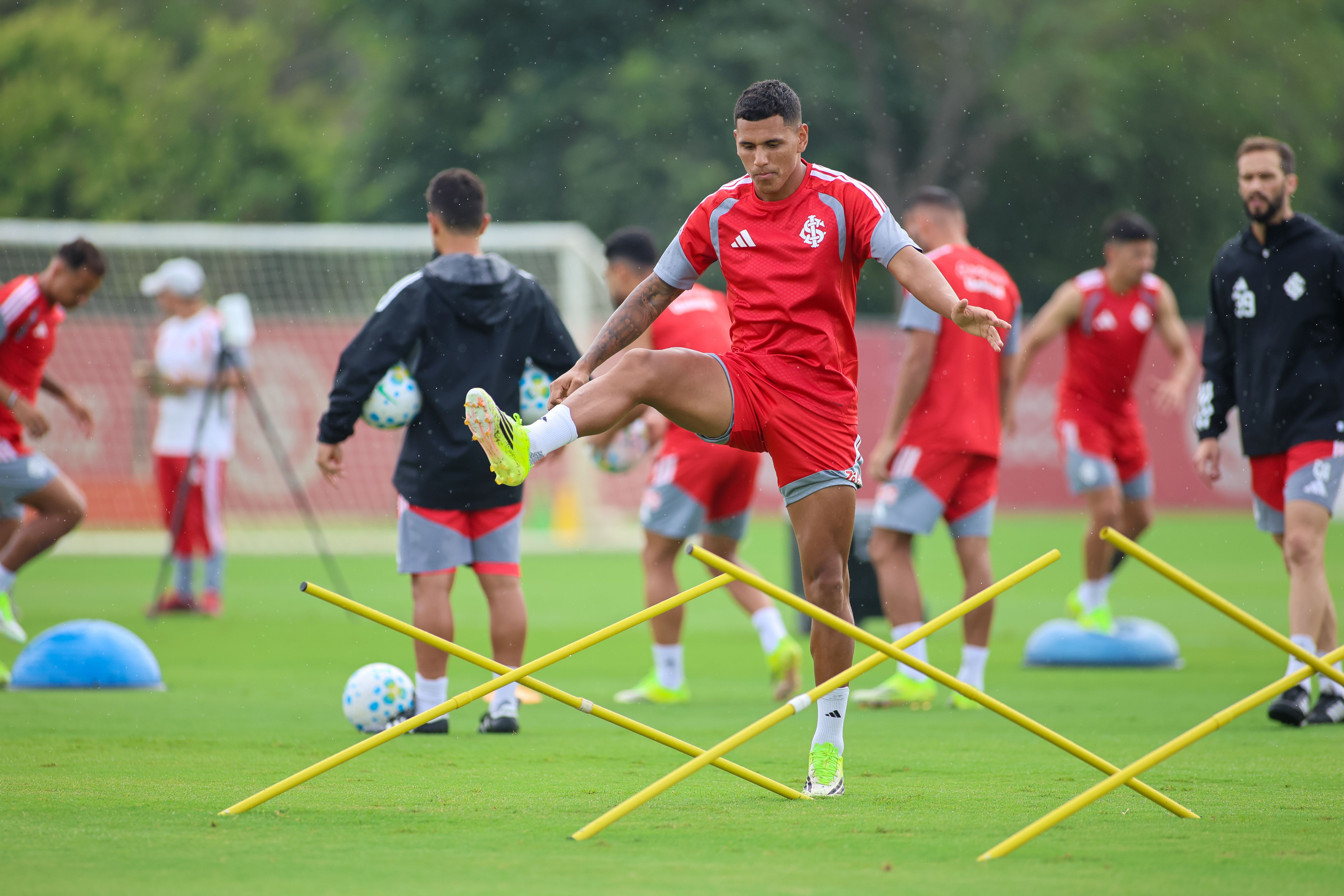 Penúltimo trabalho antes de encarar o São Paulo