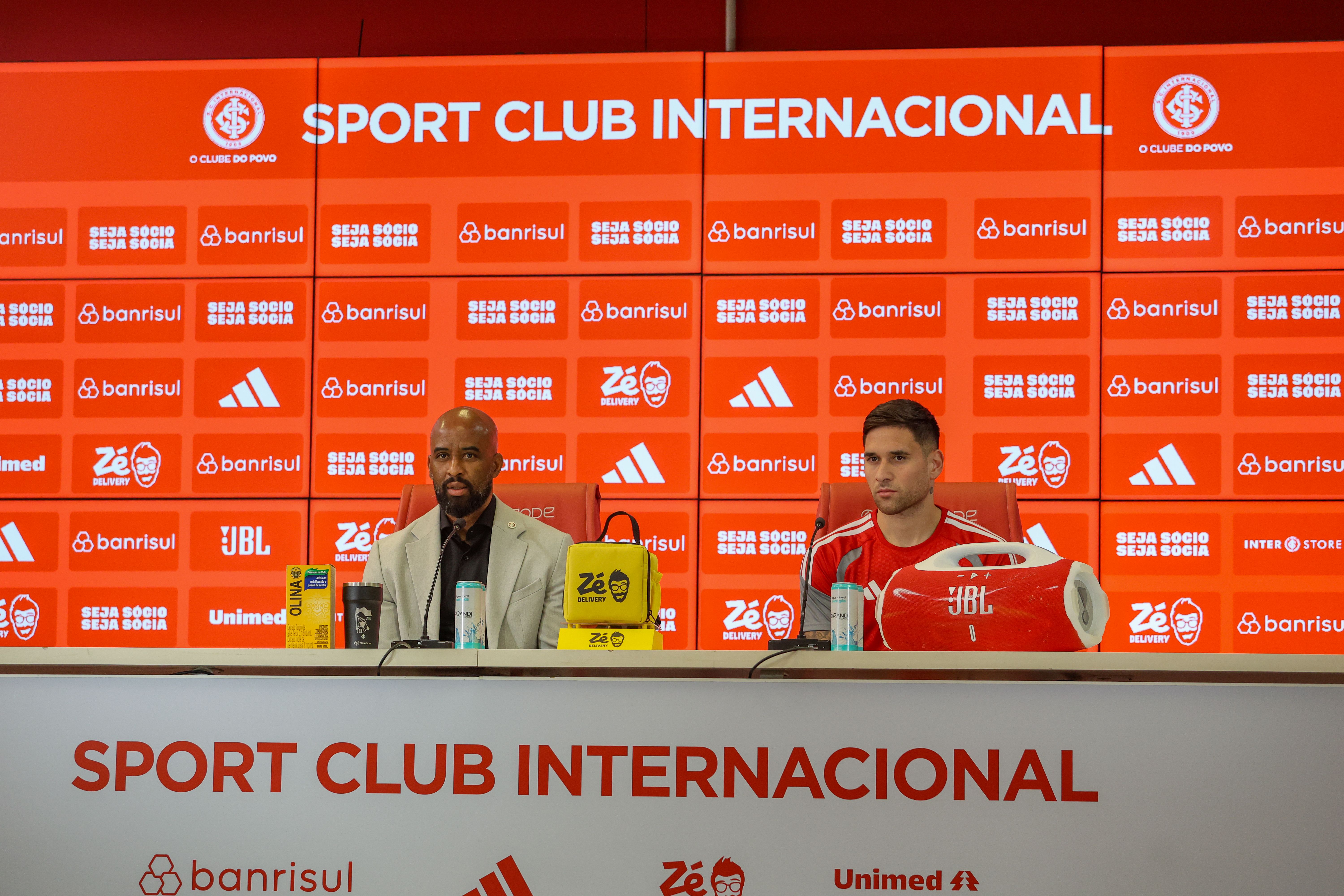 Villagra é apresentado no Beira-Rio