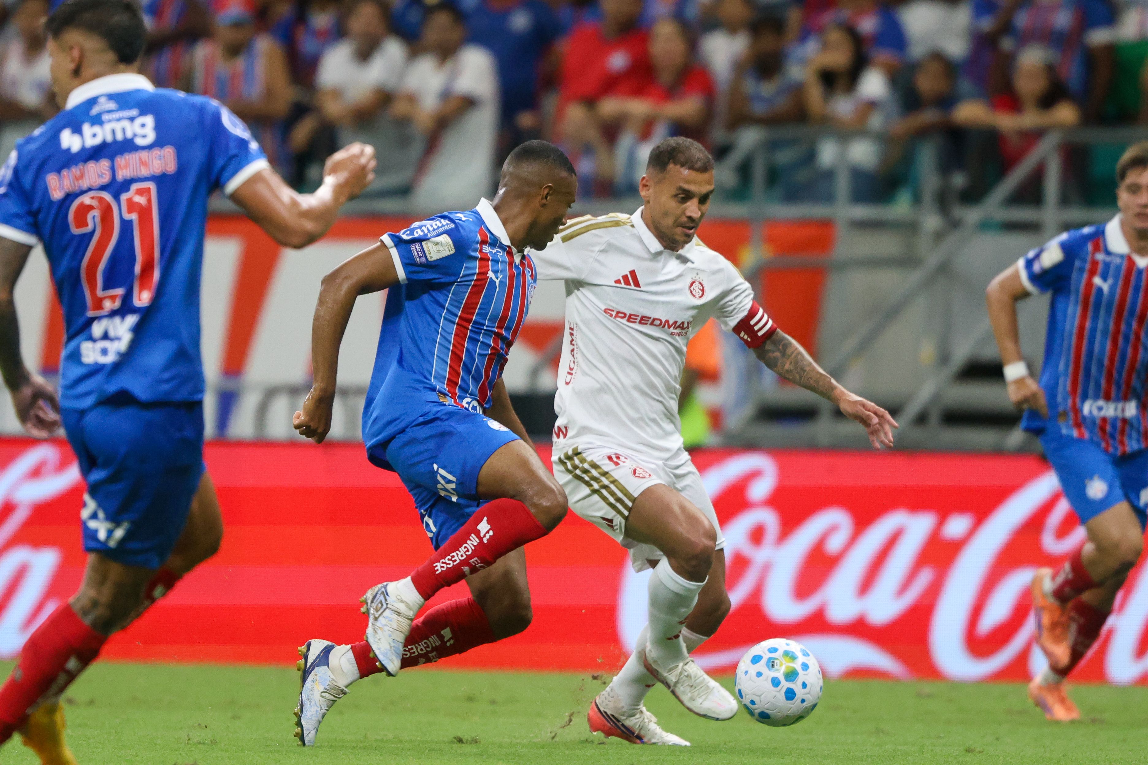 Na Fonte Nova, Inter é superado pelo Bahia