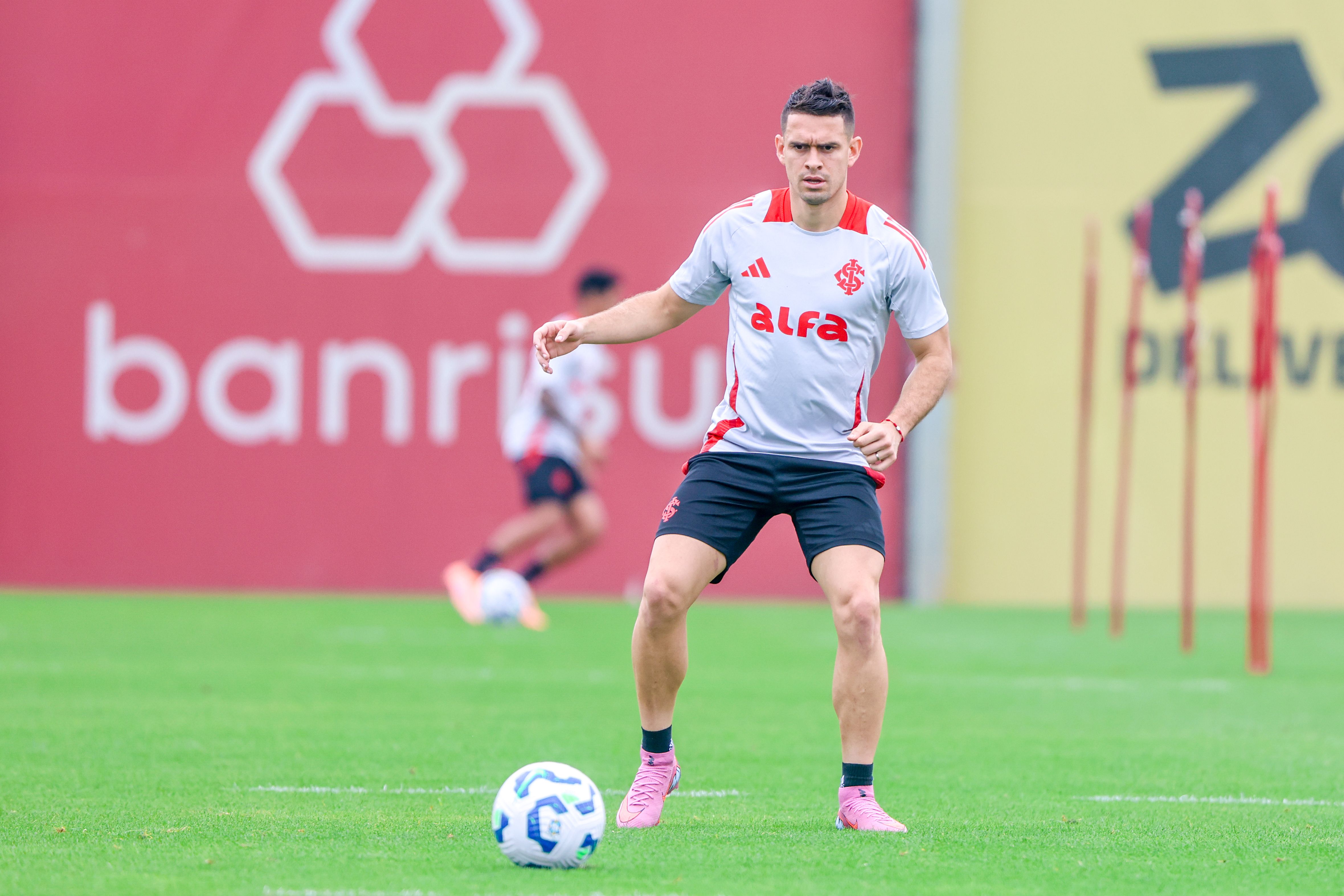 Trabalhos mirando duelo com o Sport