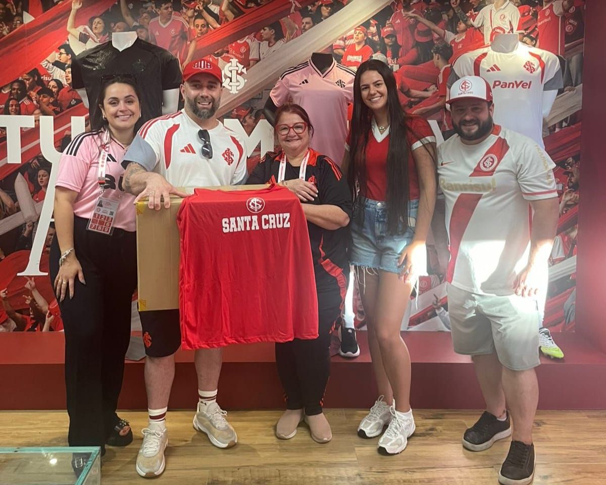 Inter homenageia consulados pelo apoio nos últimos jogos da temporada 2025