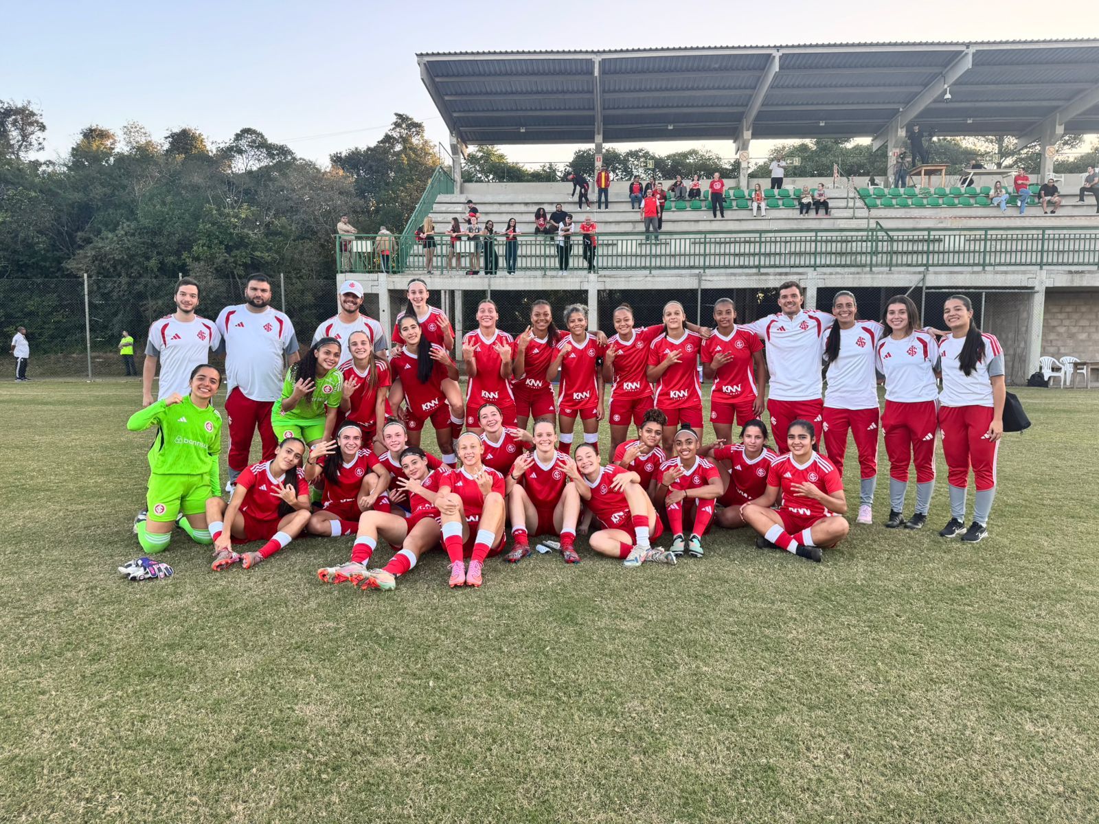 Coloradas goleiam o Atlético Rio Negro Clube pelo Brasileirão Sub-17
