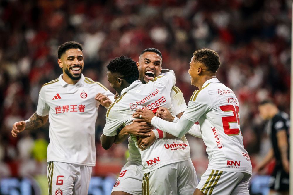 Inter goleia o Vasco no Beira-Rio!