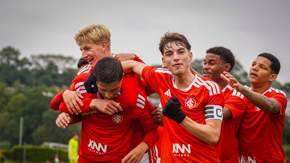 Inter goleia Fluminense e sobe na tabela do Brasileiro Sub-17

