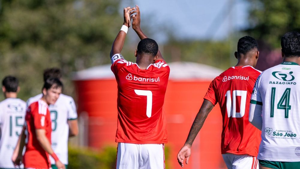 Inter vence Gaúcho e mantém liderança no Gauchão Sub-20