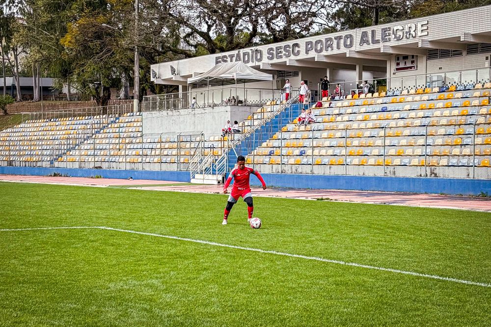 Gurias Coloradas encerram semana de treinamentos