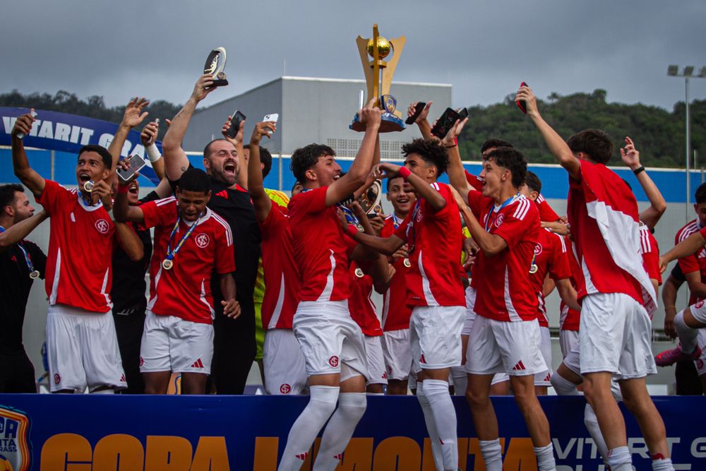 Celeiro de Ases conquista título da Copa Limonta Sub-15 e garante vaga na final ...