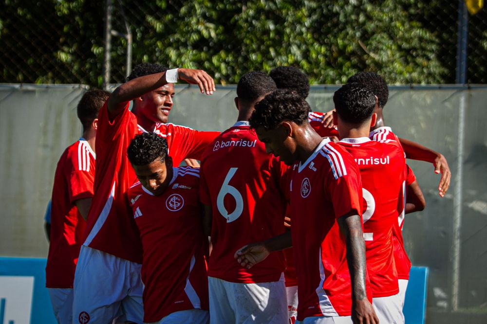 Celeiro de Ases vive semana marcada por vitórias em Gre-Nais, integração com pro...