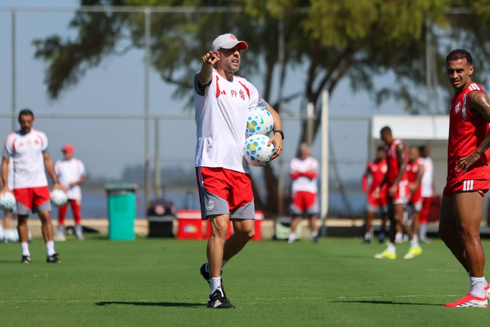 Colorado pronto para duelo com o Palmeiras