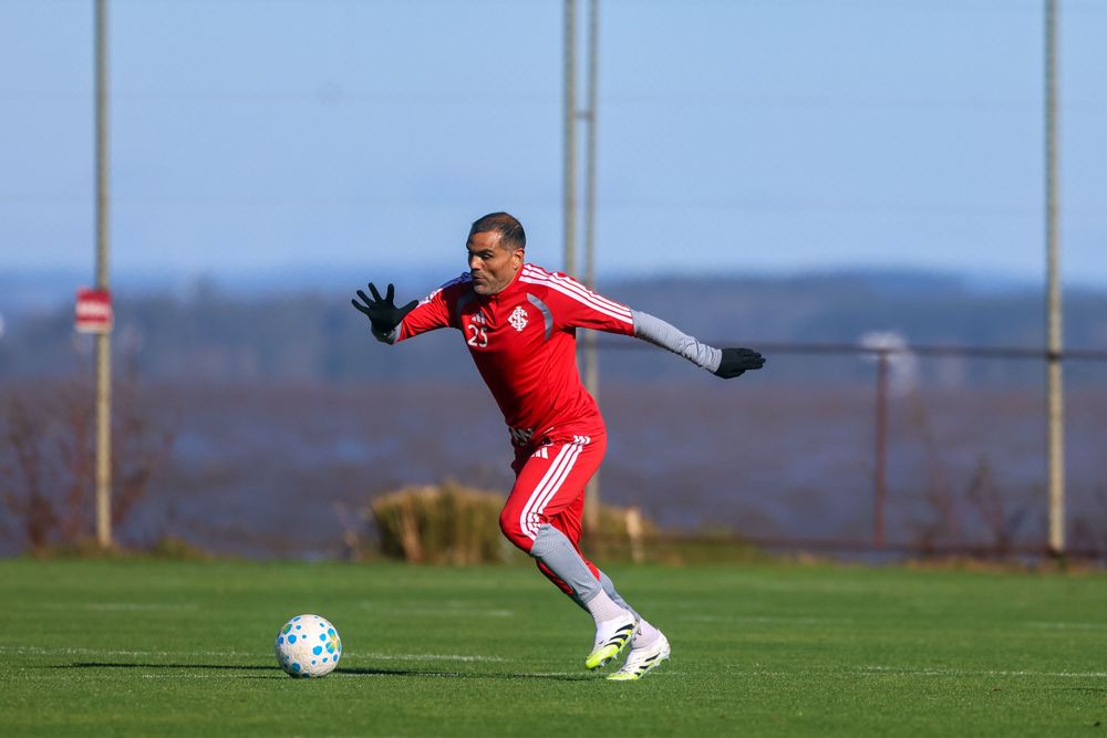 Equipe fecha preparação para jogo-treino