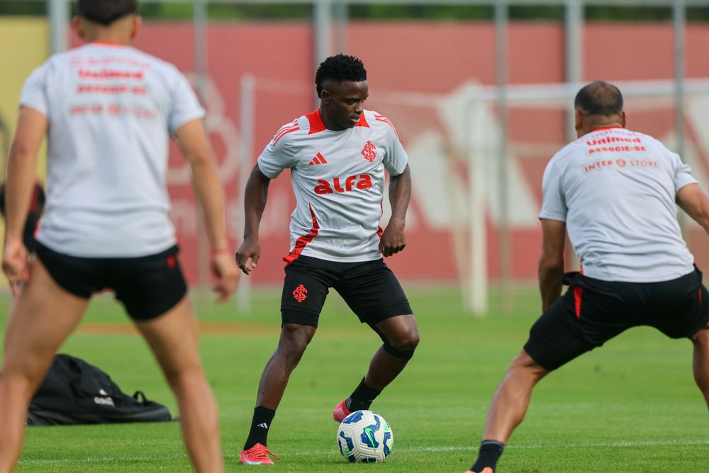 Inter encerra preparação para enfrentar o Atlético-MG