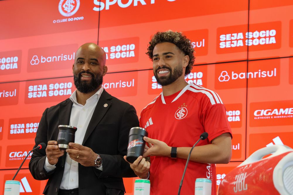 Calebe é apresentado como reforço do Inter para a sequência da temporada 