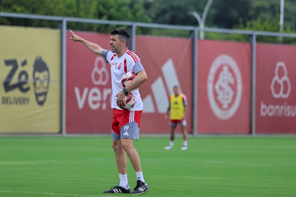 Colorado pronto para duelo de ida da semifinal