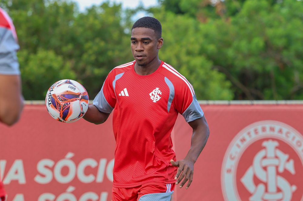 Equipe dá início à semana