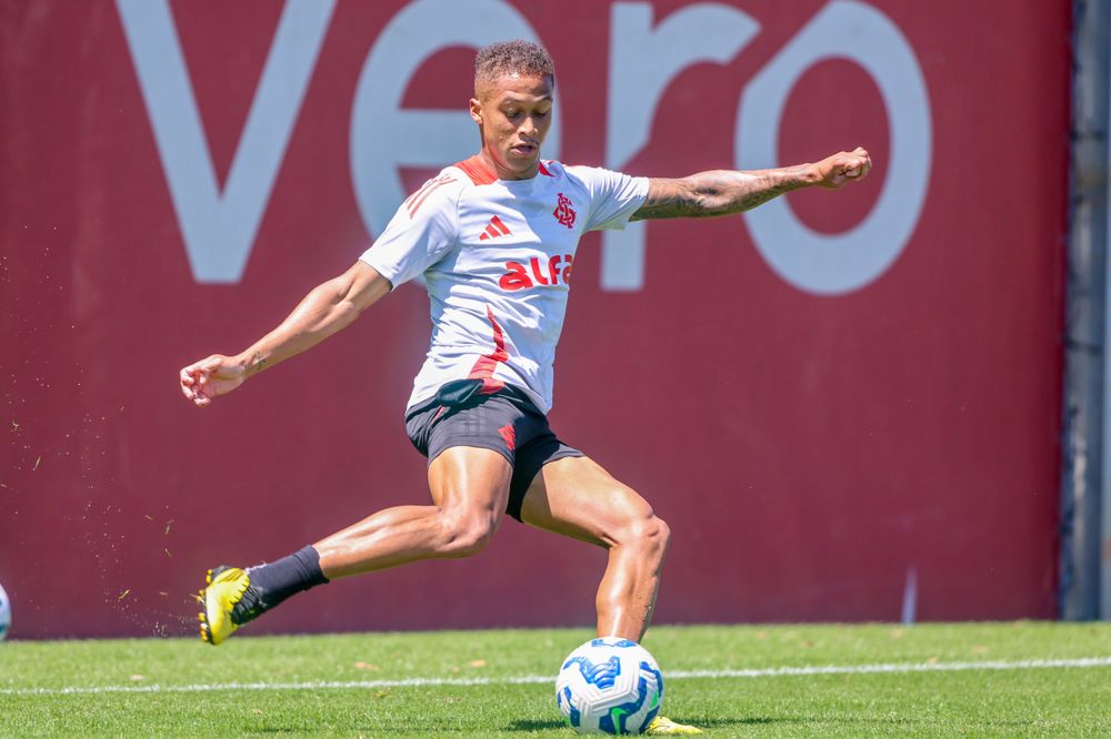 Equipe dá sequência nas atividades no CT 