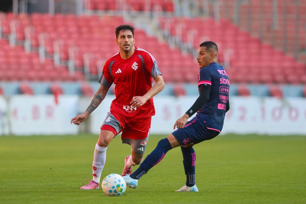 Colorado vence jogo-treino com Caxias