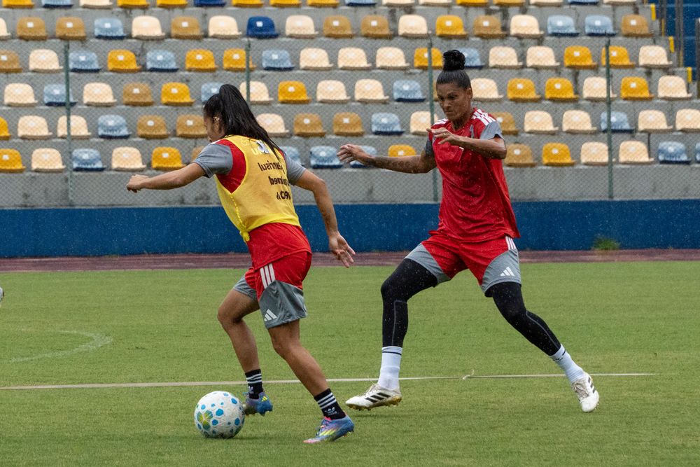 Gurias Coloradas encerram preparação para encarar o Atlético-MG