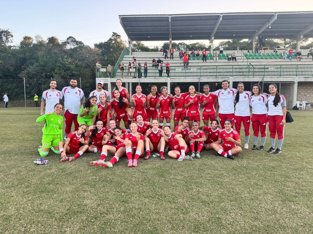 Goleada das Gurias no Brasileirão Sub-17