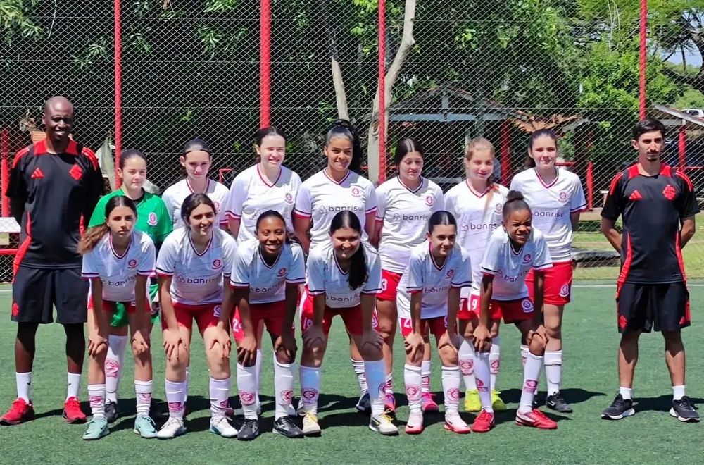 Escola Rubra está com matrículas abertas para meninas