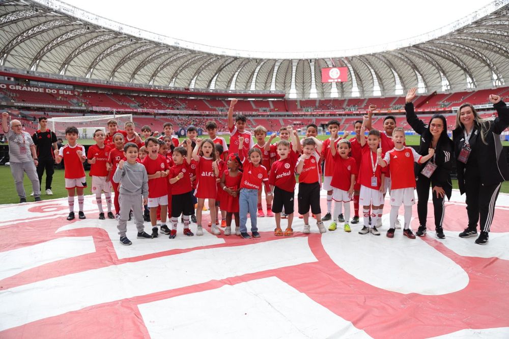 Projeto Criança Colorada leva crianças de escolas públicas e projetos sociais ao...