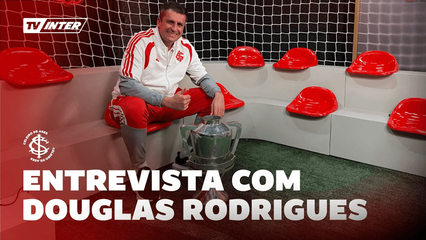 Douglas Rodrigues, técnico campeão da Copa do Brasil Sub-15, concede entrevista exclusiva à TV Inter